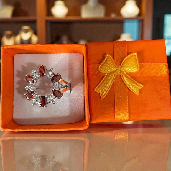 Swarovski Crystal Sterling Silver Ring Red Garnet Halo Size 9 Cocktail Ring - Picture 1 of 8